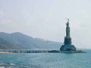 老照片：三亚南山海上观音